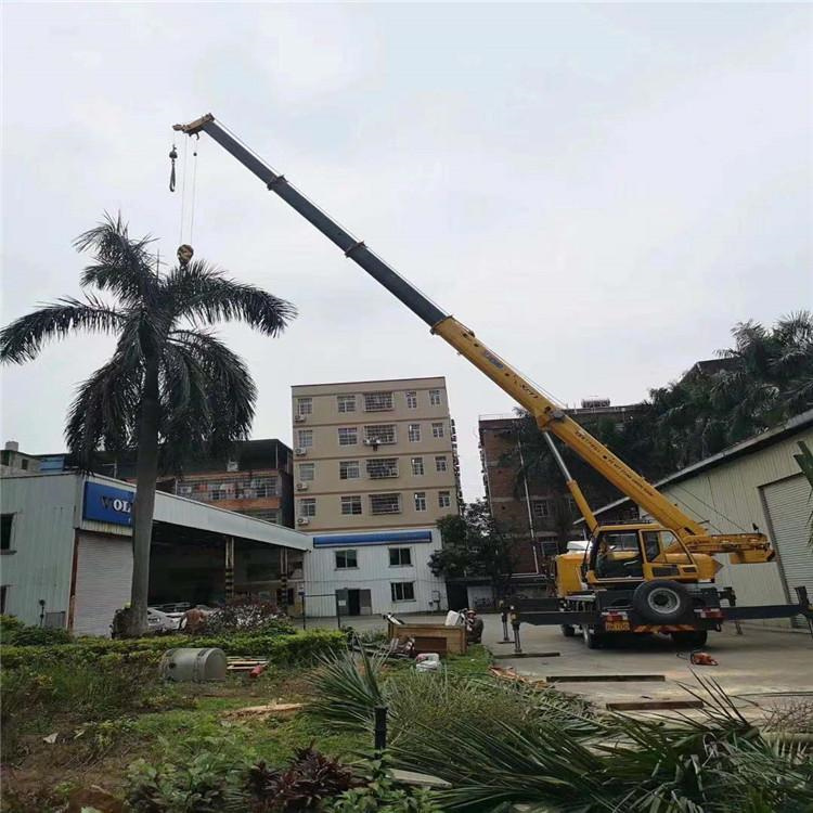 马鞍山12吨吊车出租一天的收费标准是什么