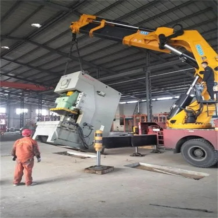 马鞍山80吨折臂吊车出租附近电话