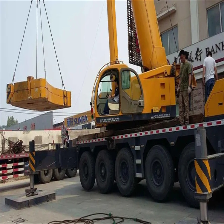 马鞍山当地吊车出租|机器吊装|75吨|工厂搬迁服务