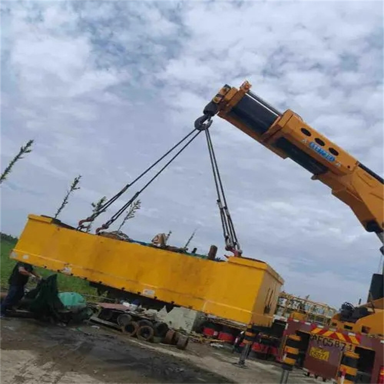 马鞍山随车吊吊集装箱怎么吊